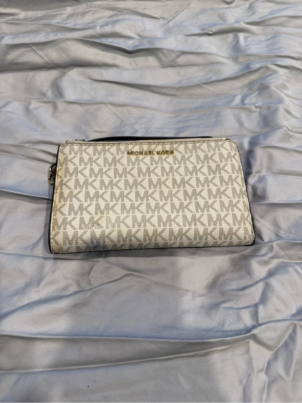 Michael Kors Cream/Beige MK Signature Zip Clutch